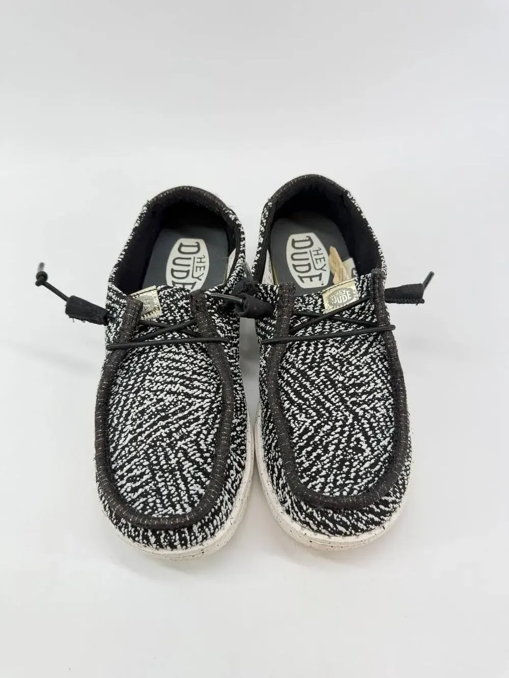 HEYDUDE Wendy Woven Zig Zag Black White Slip On Shoes Womens 6 40198-001
